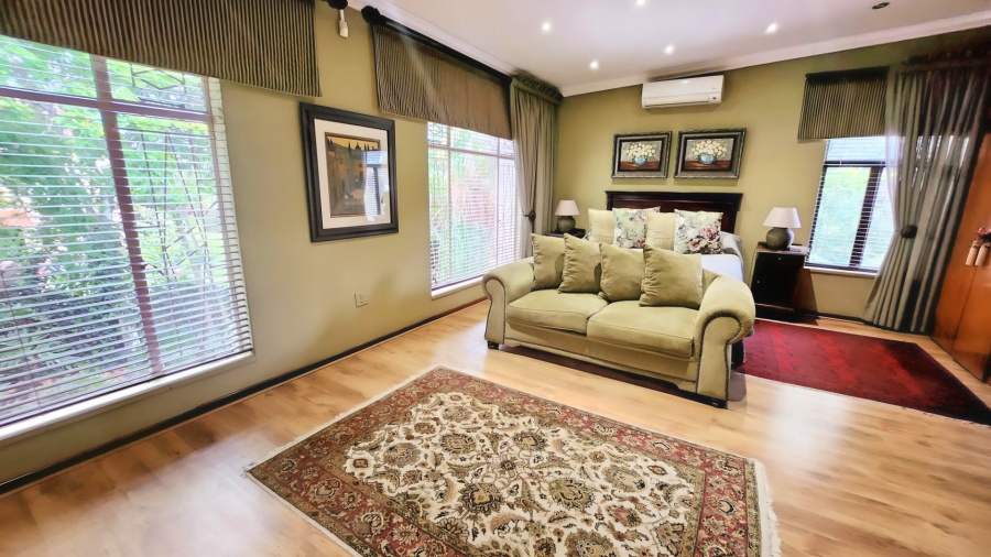5 Bedroom Property for Sale in Doringkruin North West